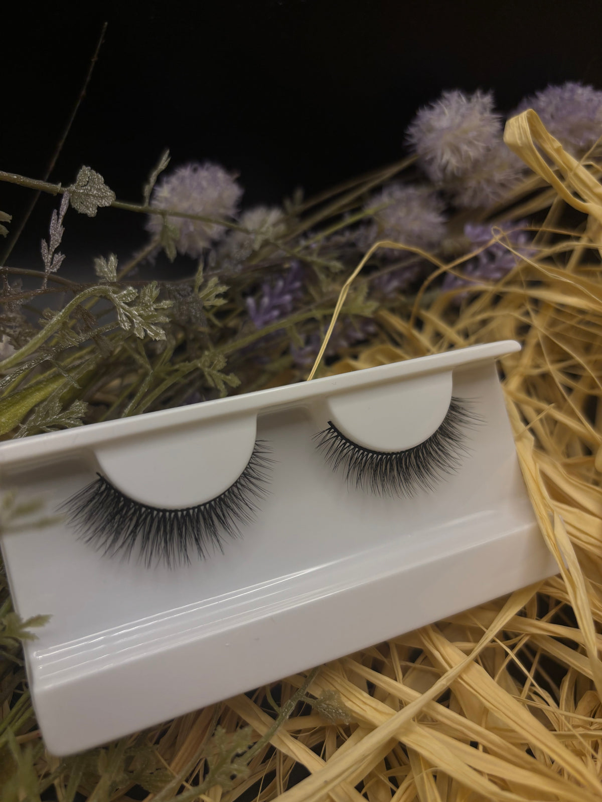 Elegant Emylia – Soft Glam Luxury Strip Lashes | Vegan & Reusable