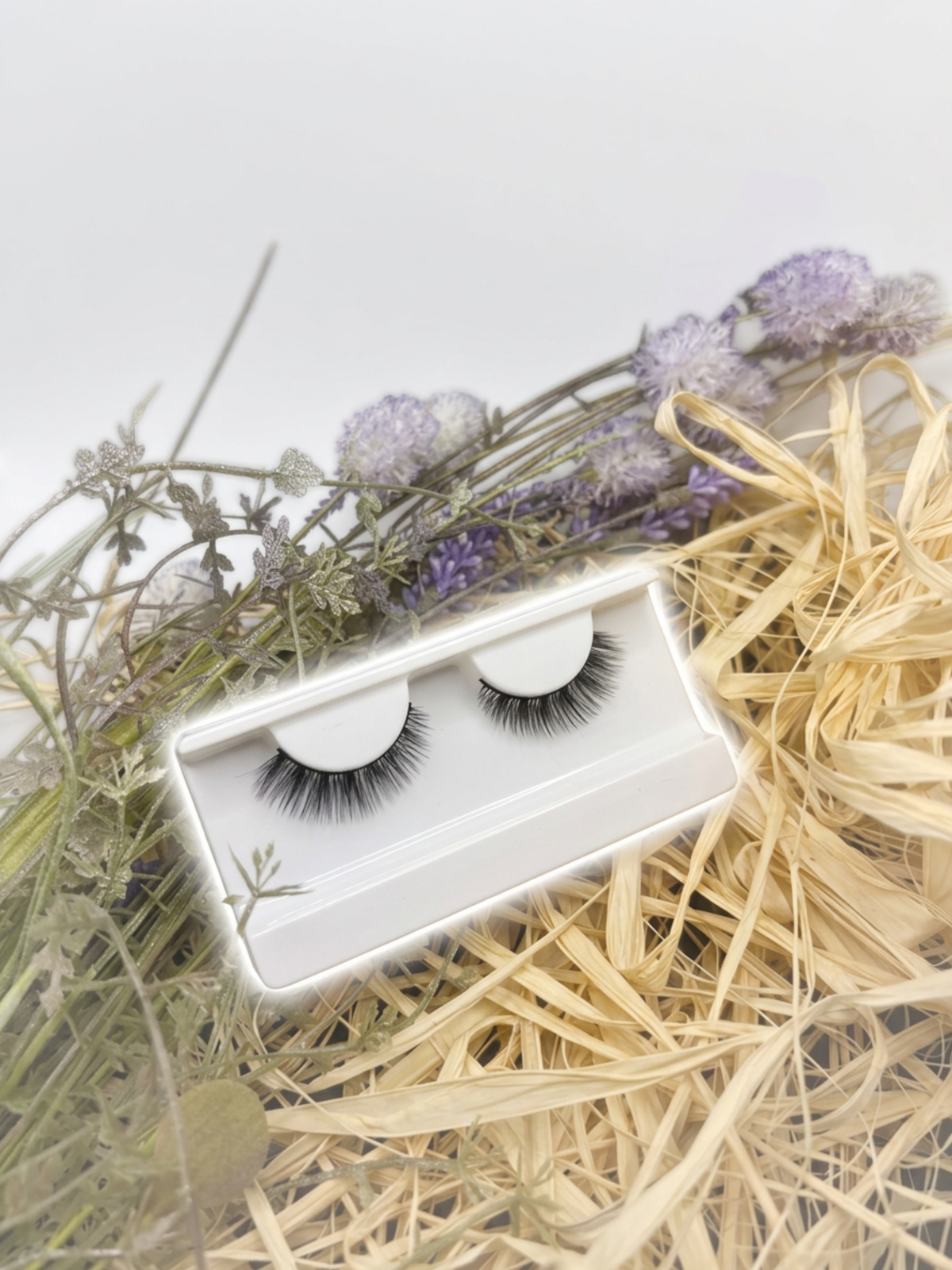 Amanda Hug and Kiss – Soft Everyday Glam Strip Lashes | Vegan