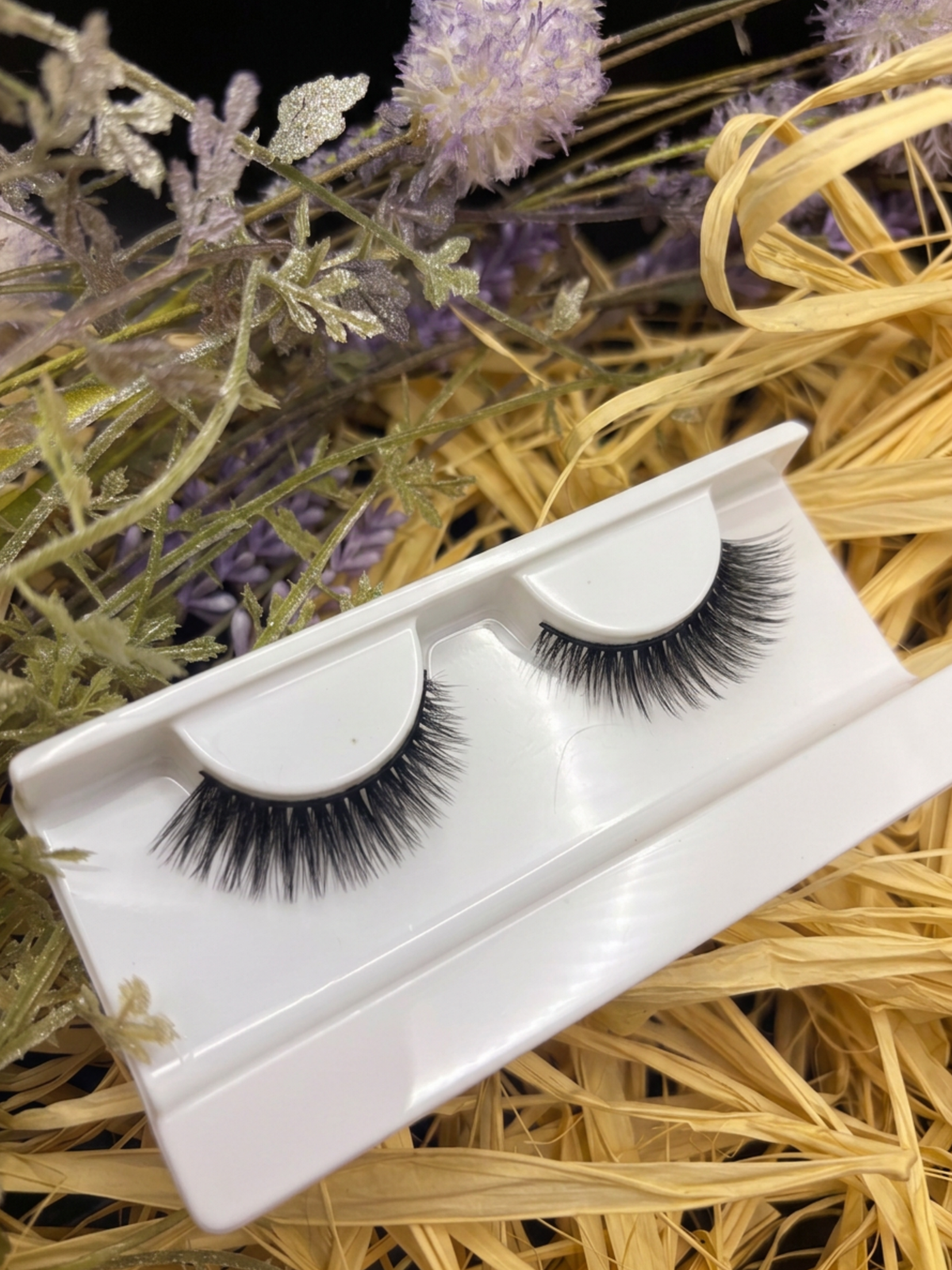 Juicy Lucy – Soft Everyday Glam Strip Lashes | Vegan & Reusable