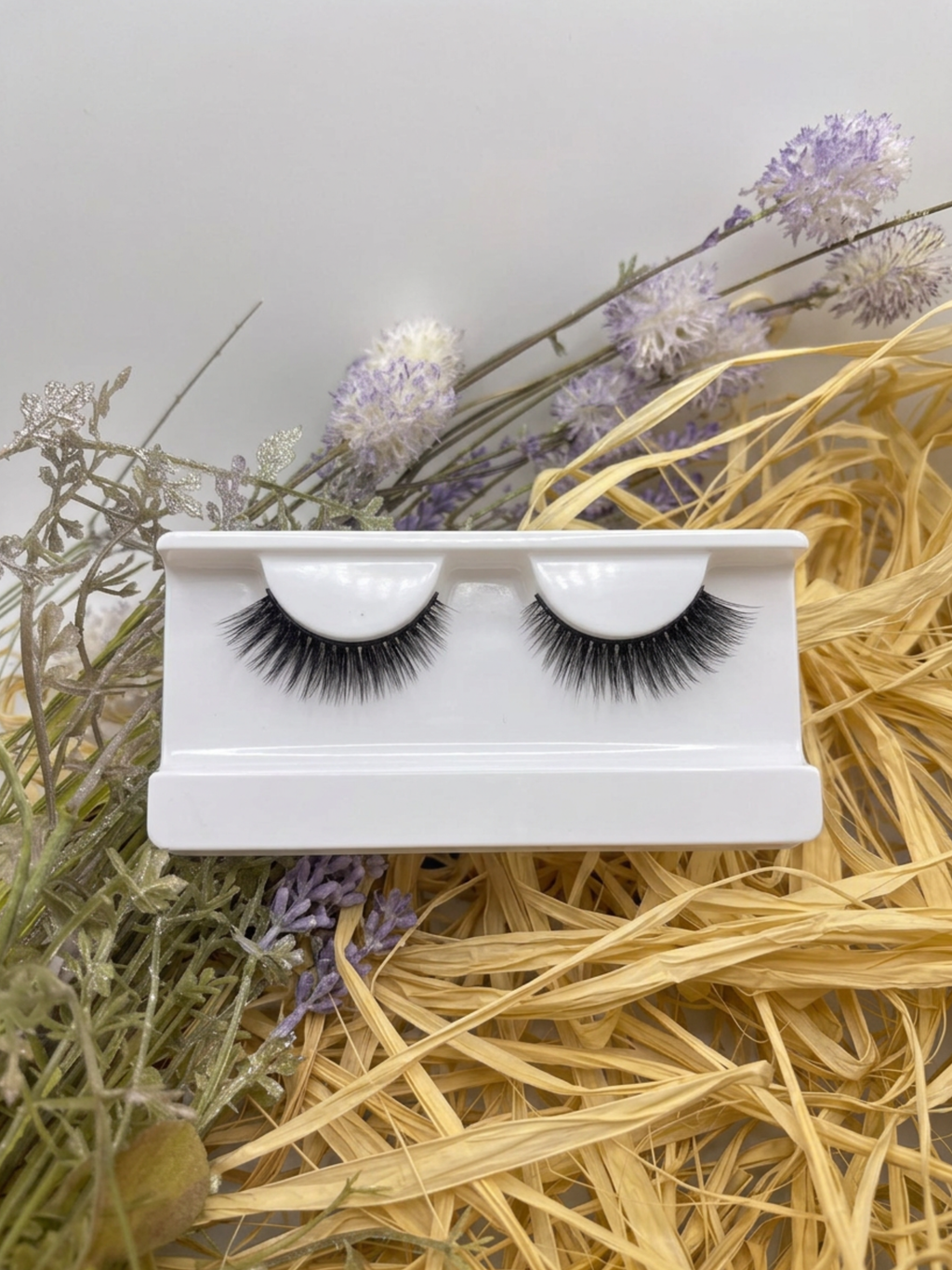 Juicy Lucy – Soft Everyday Glam Strip Lashes | Vegan & Reusable